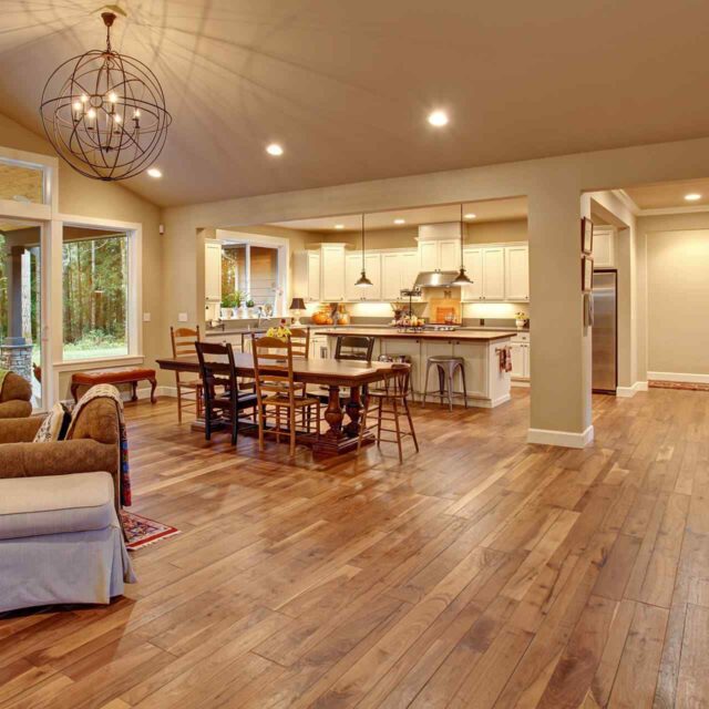 https://a1hardwoodflooring.com/wp-content/uploads/2018/09/gallery_projects_10-640x640.jpg